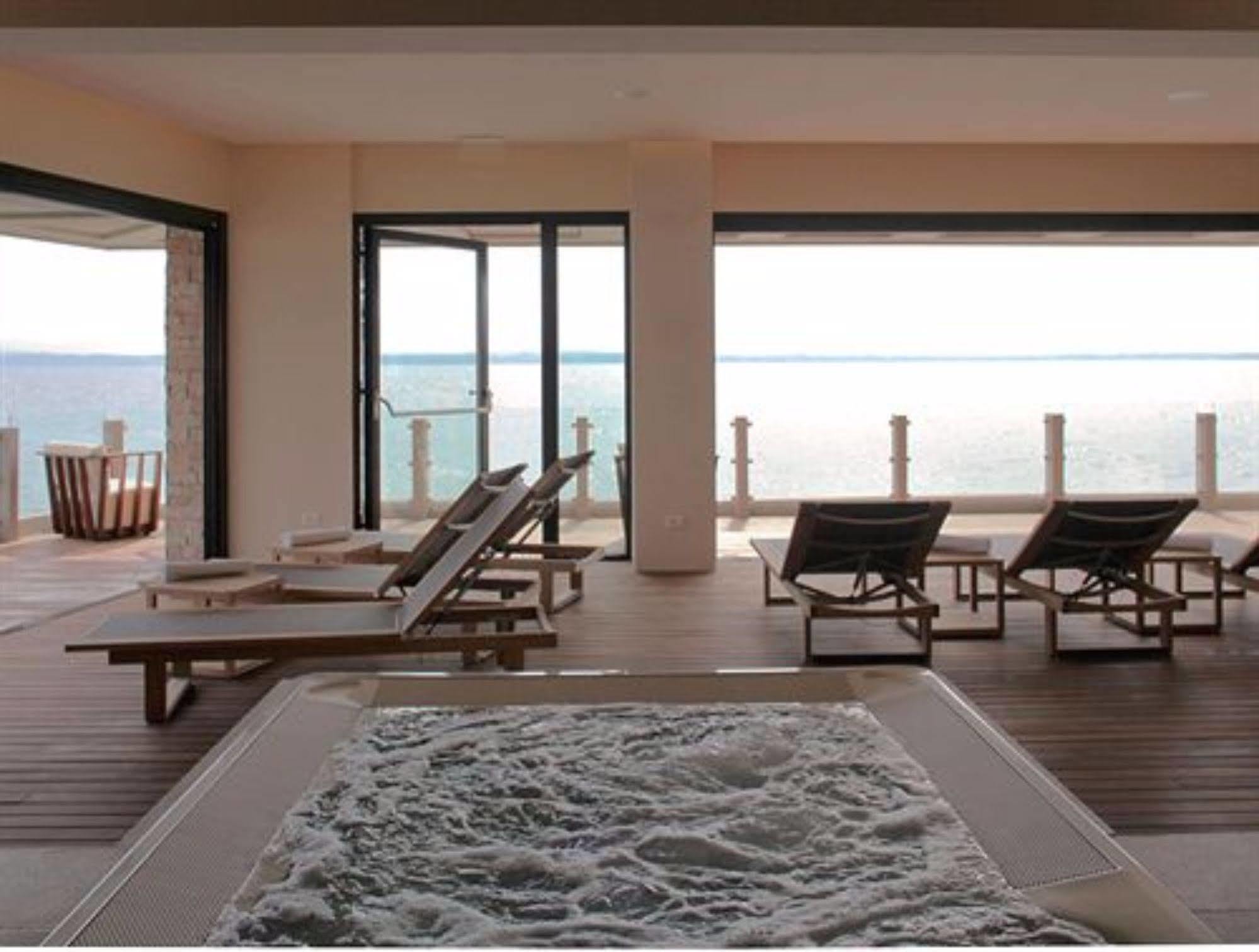 Grand Hotel Terme Sirmione Esterno foto Spa